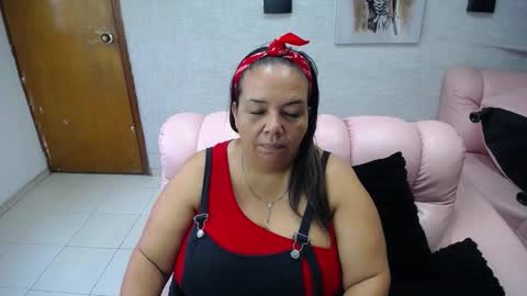 Penelope online show from 09-24-25, 11:46