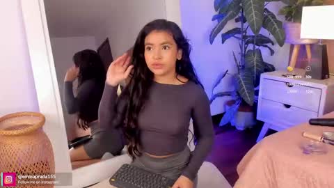 Emma Prada online show from 09-27-25, 11:48