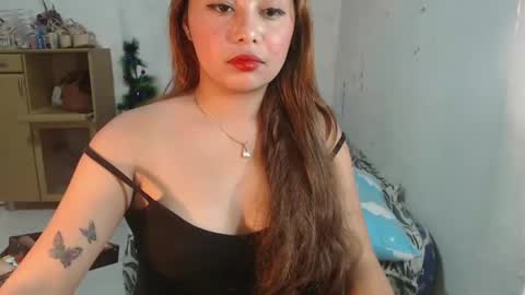 Snapshot of missrheameasexy chatting on 01-22-25, 01:11 missRHEA online show from 01-22-25, 01:11