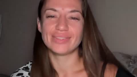 Snapshot of missroriann chatting on 08-09-26, 07:19 missroriann online show from 08-09-26, 07:19