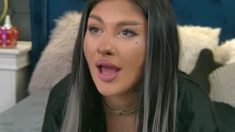 Medussa online show from 04-06-26, 02:40