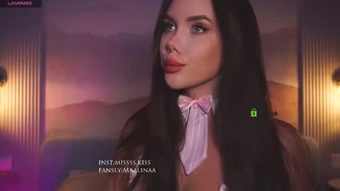 Snapshot of missss_kiss chatting on 10-12-25, 05:23 Missss kiss online show from 10-12-25, 05:23