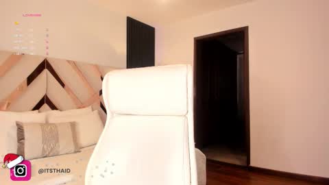 Fernanda Davila online show from 12-22-25, 10:29