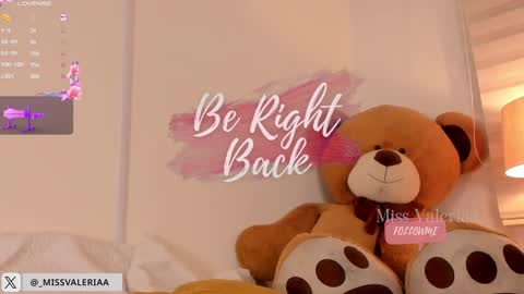 Valeria Davila online show from 01-20-25, 05:04