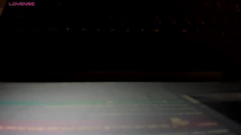 Snapshot of missvalery1 chatting on 12-10-24, 11:40 missvalery1 online show from 12-10-24, 11:40