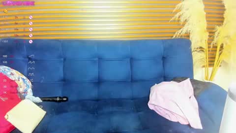 Snapshot of missvalery1 chatting on 01-15-25, 11:30 missvalery1 online show from 01-15-25, 11:30