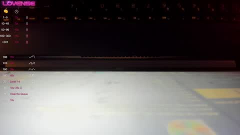 Snapshot of missvalery1 chatting on 01-22-25, 11:32 missvalery1 online show from 01-22-25, 11:32