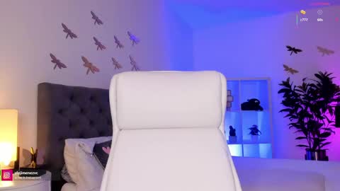 Snapshot of missvancouver_ chatting on 05-20-26, 11:11 Mafe Jimenez online show from 05-20-26, 11:11