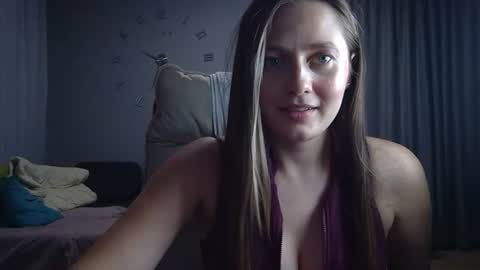 missvasyylisa22 online show from 08-03-26, 04:33