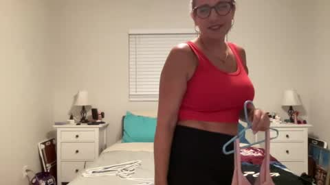 Snapshot of missveronicajaymes chatting on 05-29-26, 12:41 Miss Veronica Jaymes online show from 05-29-26, 12:41