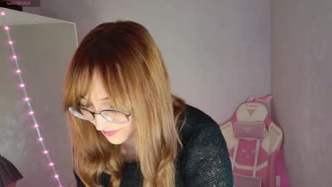 Nona online show from 04-17-26, 06:33