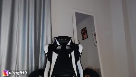 missvirggii online show from 09-17-25, 10:11