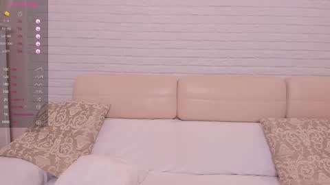 missxcaprice online show from 03-10-25, 05:54