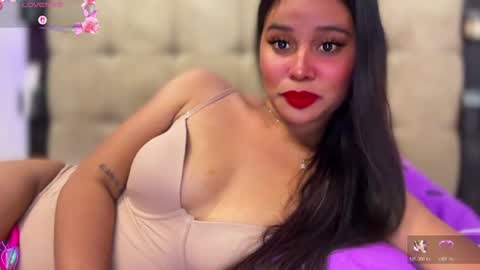 Snapshot of missxthalia697 chatting on 07-12-26, 04:09 Miss. Thalia online show from 07-12-26, 04:09