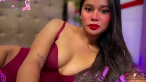 Snapshot of missxthalia697 chatting on 07-22-26, 12:46 Miss. Thalia online show from 07-22-26, 12:46