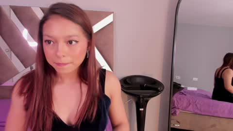 Snapshot of missy_davis chatting on 02-01-25, 11:16 Miss online show from 02-01-25, 11:16