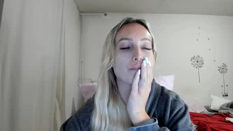 Snapshot of missy_matrix chatting on 10-03-25, 06:38 Missy matrix online show from 10-03-25, 06:38