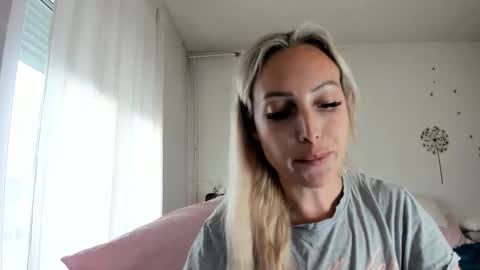 Snapshot of missy_matrix chatting on 10-13-25, 02:50 Missy matrix online show from 10-13-25, 02:50