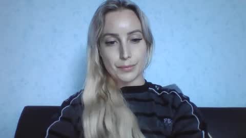 Snapshot of missy_matrix chatting on 11-01-25, 01:35 Missy matrix online show from 11-01-25, 01:35