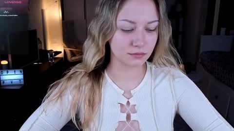 Snapshot of missyourtouch chatting on 05-24-26, 05:51 MissYourTouch online show from 05-24-26, 05:51