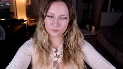 Snapshot of missyourtouch chatting on 07-23-26, 06:06 MissYourTouch online show from 07-23-26, 06:06