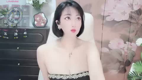 Mist Lili online show from 06-15-26, 01:24