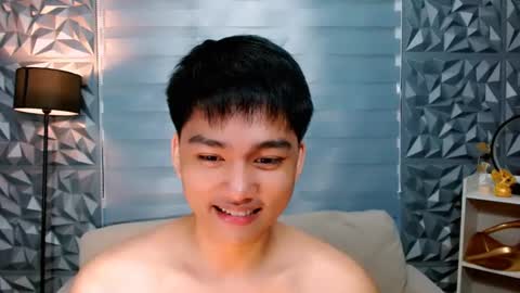 Snapshot of mister_officer chatting on 12-28-24, 10:55 SAINT SACHI  will make your day  online show from 12-28-24, 10:55