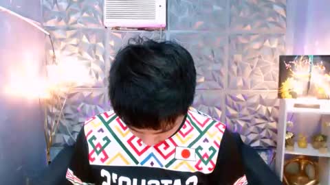 Snapshot of mister_officer chatting on 12-05-25, 01:47 SAINT SACHI will make your day online show from 12-05-25, 01:47