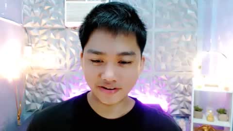 Snapshot of mister_officer chatting on 12-18-25, 04:13 SAINT SACHI will make your day online show from 12-18-25, 04:13