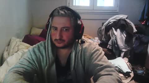 Snapshot of misterbelled chatting on 05-16-26, 05:01 misterbelled online show from 05-16-26, 05:01