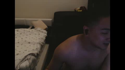 Snapshot of misterlionking chatting on 06-03-26, 06:16 Eric online show from 06-03-26, 06:16