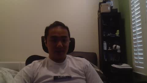 Snapshot of misterlionking chatting on 07-18-26, 12:04 Eric online show from 07-18-26, 12:04