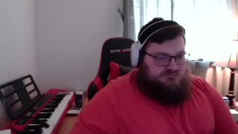 Snapshot of mistermac935 chatting on 12-16-24, 05:00 mistermac935 online show from 12-16-24, 05:00