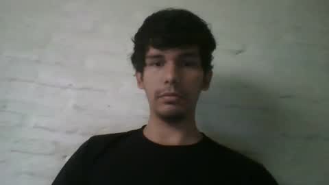 Snapshot of mistertitanx chatting on 10-07-25, 02:25 Emir online show from 10-07-25, 02:25
