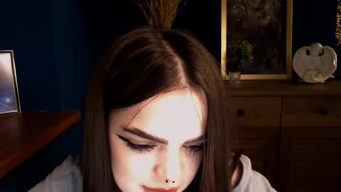 Ines online show from 11-27-25, 05:26