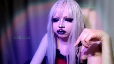 Snapshot of mistr_daria_femdom chatting on 04-23-26, 11:29 mistr_daria_femdom online show from 04-23-26, 11:29