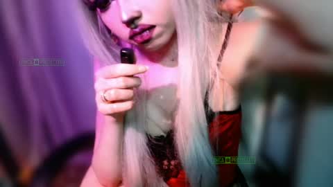Snapshot of mistr_daria_femdom chatting on 05-04-26, 10:06 mistr_daria_femdom online show from 05-04-26, 10:06