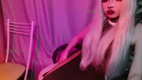 Snapshot of mistr_daria_femdom chatting on 05-08-26, 08:03 mistr_daria_femdom online show from 05-08-26, 08:03