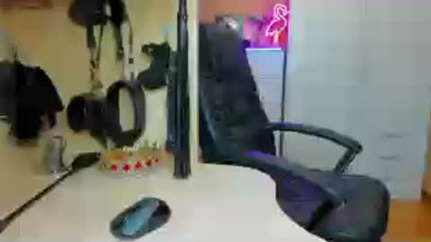 Snapshot of mistress_kristi chatting on 07-28-26, 08:01 Mistress Kristi online show from 07-28-26, 08:01