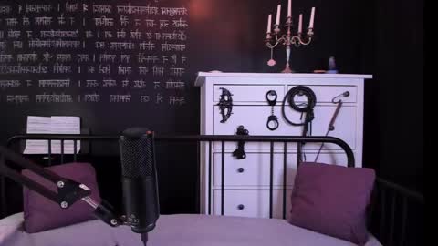 Snapshot of mistress_marlene chatting on 05-10-26, 07:35 Mistress Marlene online show from 05-10-26, 07:35