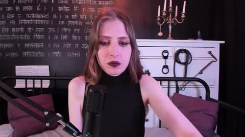 Snapshot of mistress_marlene chatting on 05-24-26, 08:41 Mistress Marlene online show from 05-24-26, 08:41