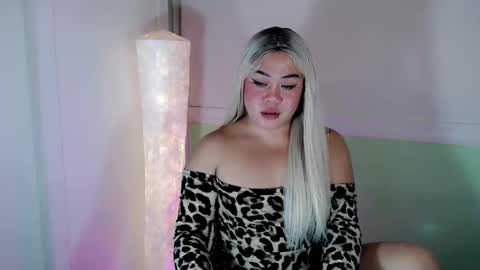 mistress_marta69 online show from 12-04-25, 11:13