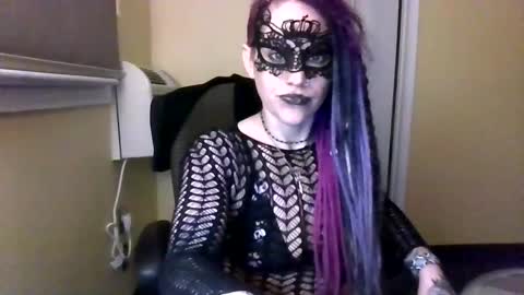 Snapshot of mistress_solena chatting on 05-04-26, 06:42 mistress_solena online show from 05-04-26, 06:42