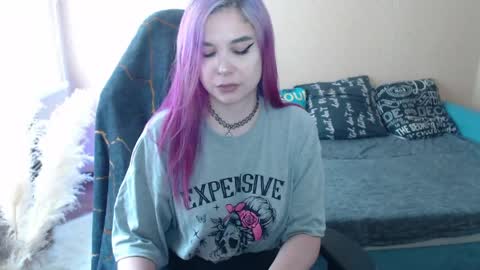 Snapshot of mistressbailey_x chatting on 05-26-26, 10:11 Miss Bailey online show from 05-26-26, 10:11