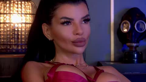 Elenia online show from 09-16-25, 08:15