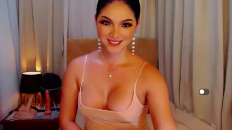 Snapshot of mistressseductionleah chatting on 12-05-24, 02:42 Leah online show from 12-05-24, 02:42