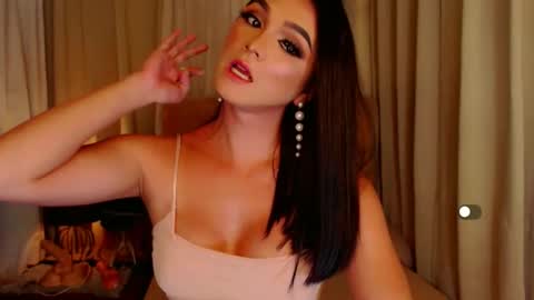 Snapshot of mistressseductionleah chatting on 02-24-25, 06:47 Leah online show from 02-24-25, 06:47