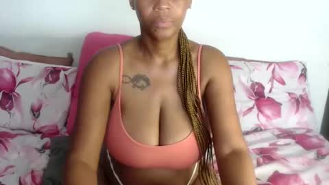 Snapshot of mistressshirleyx chatting on 01-09-25, 07:40 mistressshirleyx online show from 01-09-25, 07:40