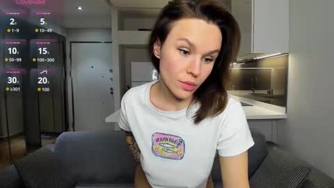 Snapshot of misty_myers chatting on 01-08-26, 08:33 misty_myers online show from 01-08-26, 08:33