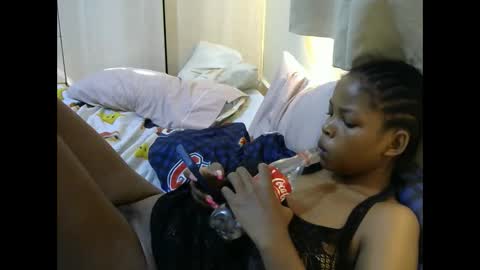 Snapshot of misty_shee chatting on 02-14-25, 07:07 misty_shee online show from 02-14-25, 07:07